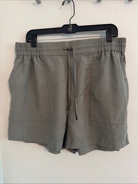 Everyday Drawstring Women's Shorts - Olive